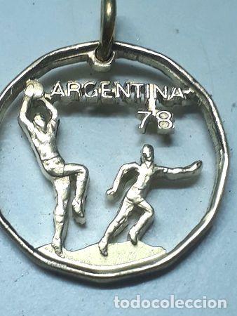 Monedas antiguas de Am&eacute;rica: moneda argentina calada a mano - Foto 1