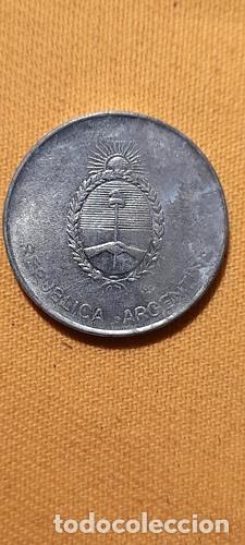 Monedas antiguas de Am&eacute;rica: moneda 500 australes 1990 argentina error de molde - Foto 1