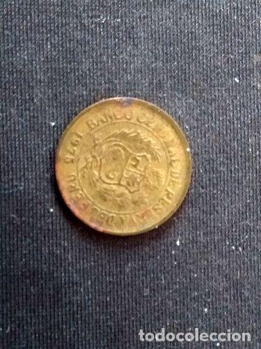 Monedas antiguas de Am&eacute;rica: moneda peru medio sol 1975 - Foto 1
