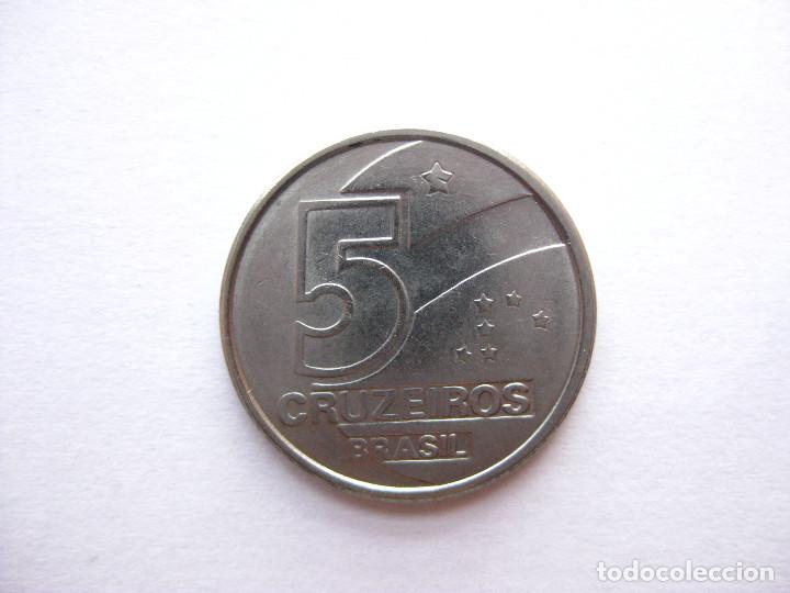 Monedas antiguas de Am&eacute;rica: MONEDA BRASIL 5 CRUCEIROS 1990 - Foto 2