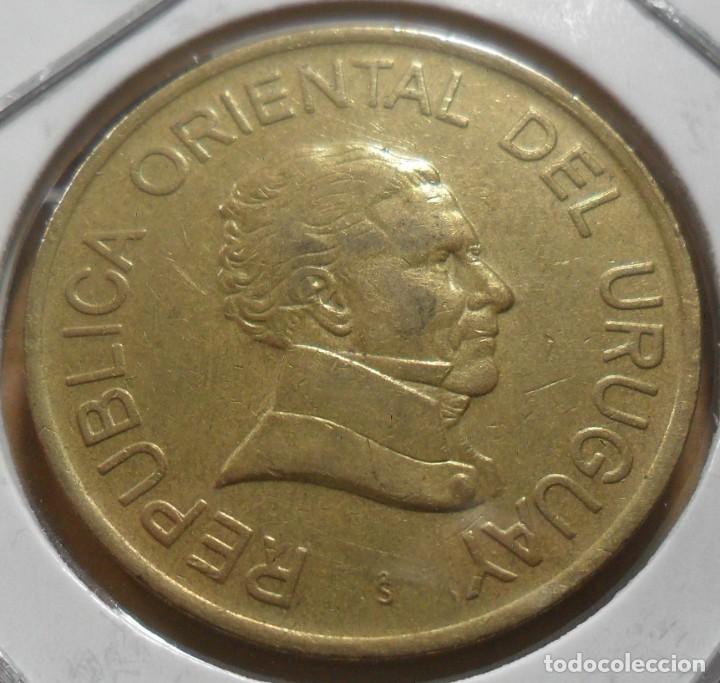 Monedas antiguas de Am&eacute;rica: URUGUAY - 2 PESOS - 1998 - Foto 1