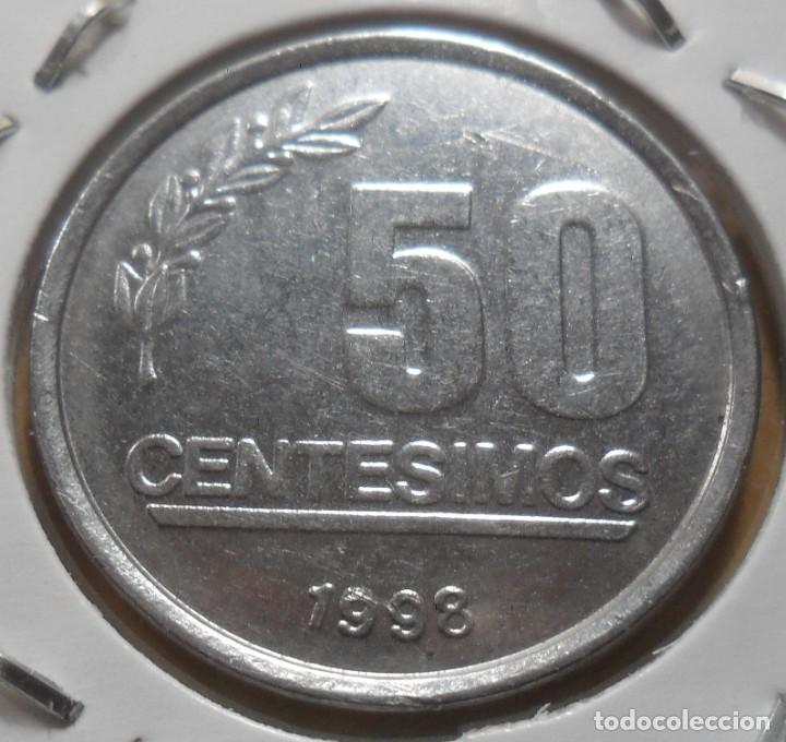 Monedas antiguas de Am&eacute;rica: URUGUAY - 50 CENTESIMOS - 1998 - Foto 2