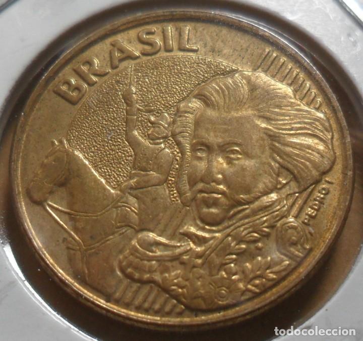 Monedas antiguas de Am&eacute;rica: BRASIL - 10 CENTAVOS - 2005 - Foto 1