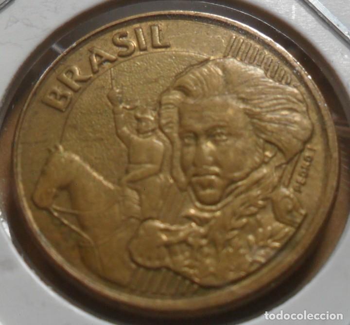 Monedas antiguas de Am&eacute;rica: BRASIL - 10 CENTAVOS - 2004 - Foto 1