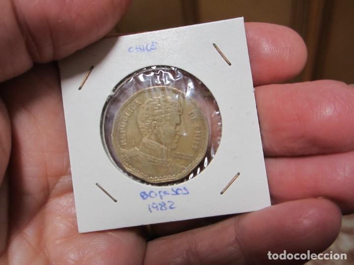 Monedas antiguas de Am&eacute;rica: MONEDA DE CHILE DE 50 PESOS DE 1982 - Foto 1