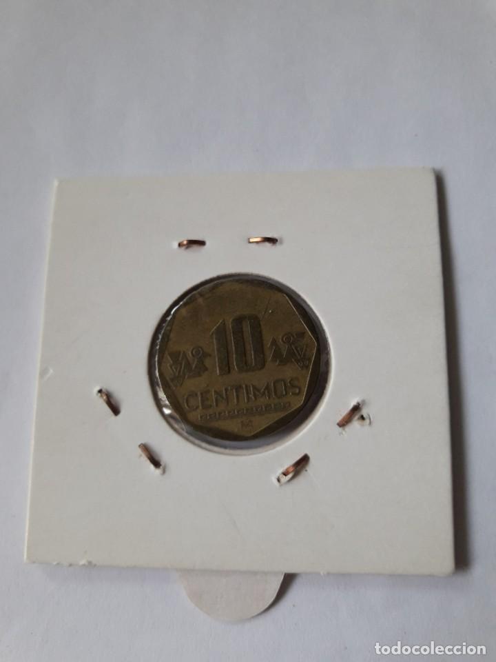 Monedas antiguas de Am&eacute;rica: PER&Uacute; 10 CENTIMOS 2002 KM#305.1 - Foto 2