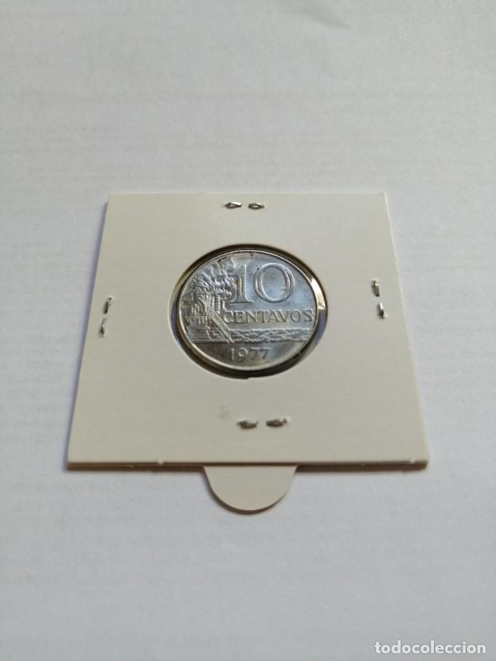 Monedas antiguas de Am&eacute;rica: Brasil 10 Centavos 1977 SC - Foto 2