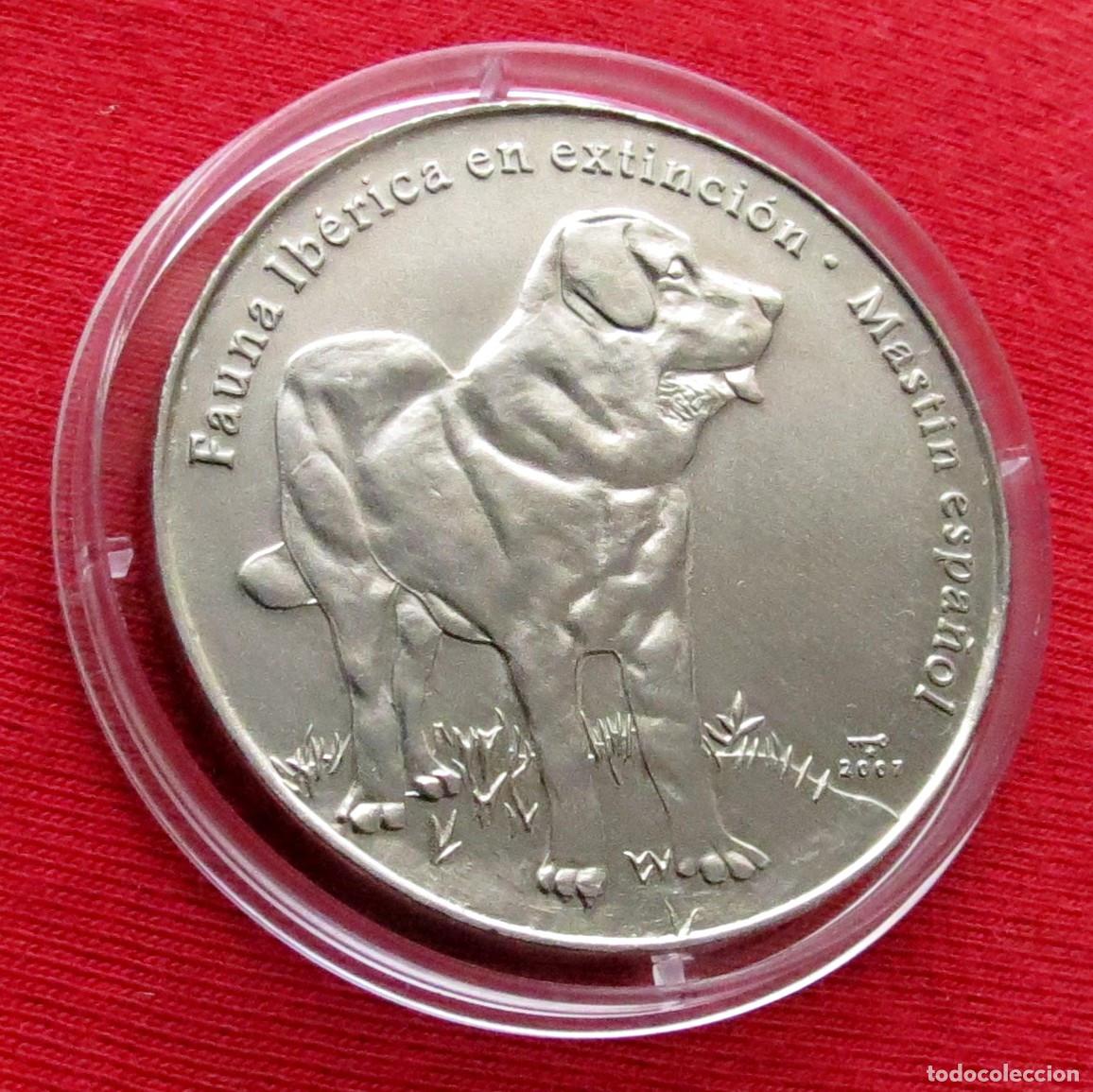 Monedas antiguas de Am&eacute;rica: Cuba 1 peso 2007 perro - Foto 1