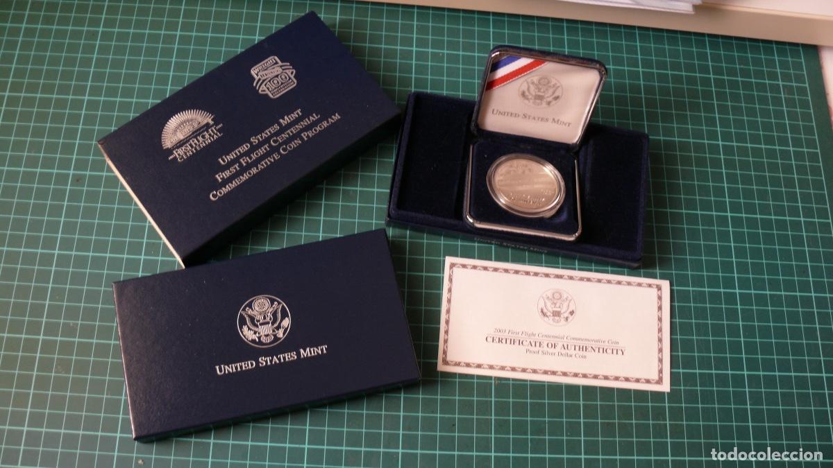 Monedas antiguas de Am&eacute;rica: Moneda conmemorativa de 1 dolar &rdquo;First Flight&rdquo; - Foto 1