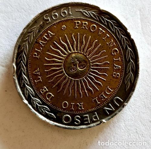 Monedas antiguas de Am&eacute;rica: moneda argentina mal acunada - Foto 1