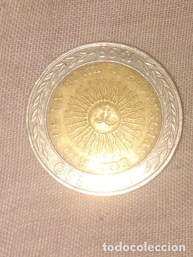 Monedas antiguas de Am&eacute;rica: moneda de 1 peso argentina con error de impresion - Foto 1