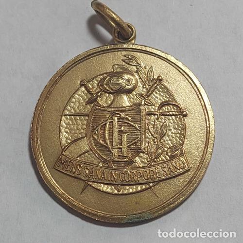 Monedas antiguas de Am&eacute;rica: medalla club gimnasia y esgrima camp futbol bronce a3737