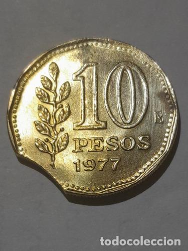 Monedas antiguas de Am&eacute;rica: moneda de 10 pesos argentina 1977 con error - Foto 1