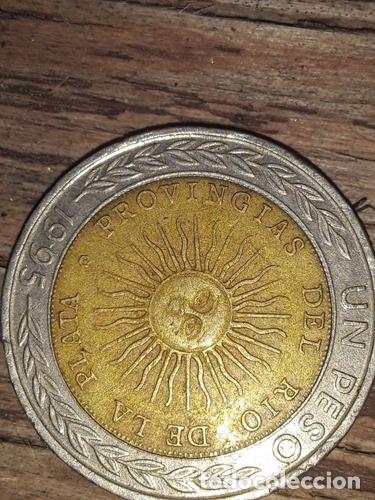 Monedas antiguas de Am&eacute;rica: moneda de 1 peso argentina con falla - Foto 1