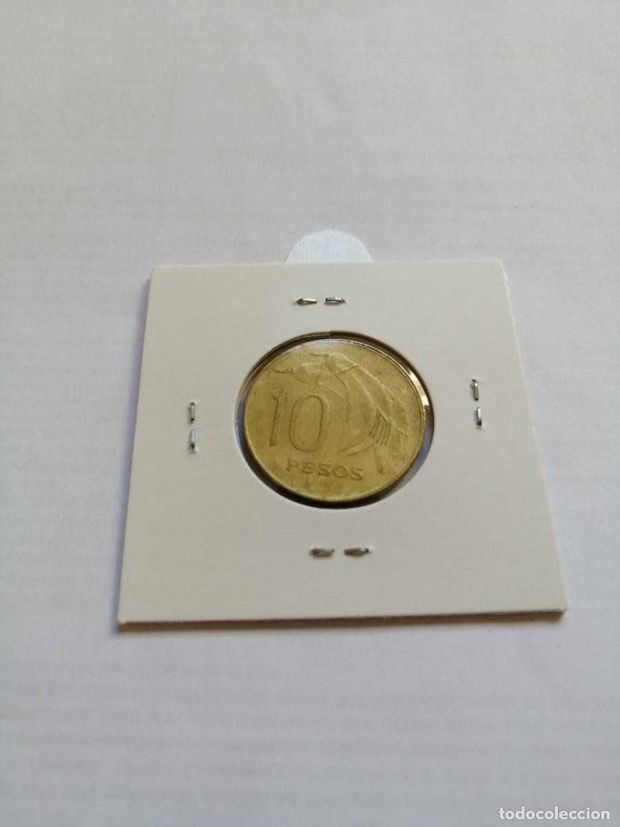 Monedas antiguas de Am&eacute;rica: Uruguay 10 Pesos 1968 - Foto 2