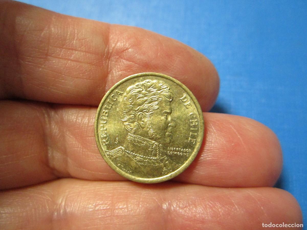 Monedas antiguas de Am&eacute;rica: MONEDA DE CHILE DE 10 PESOS DE 2005 - Foto 1