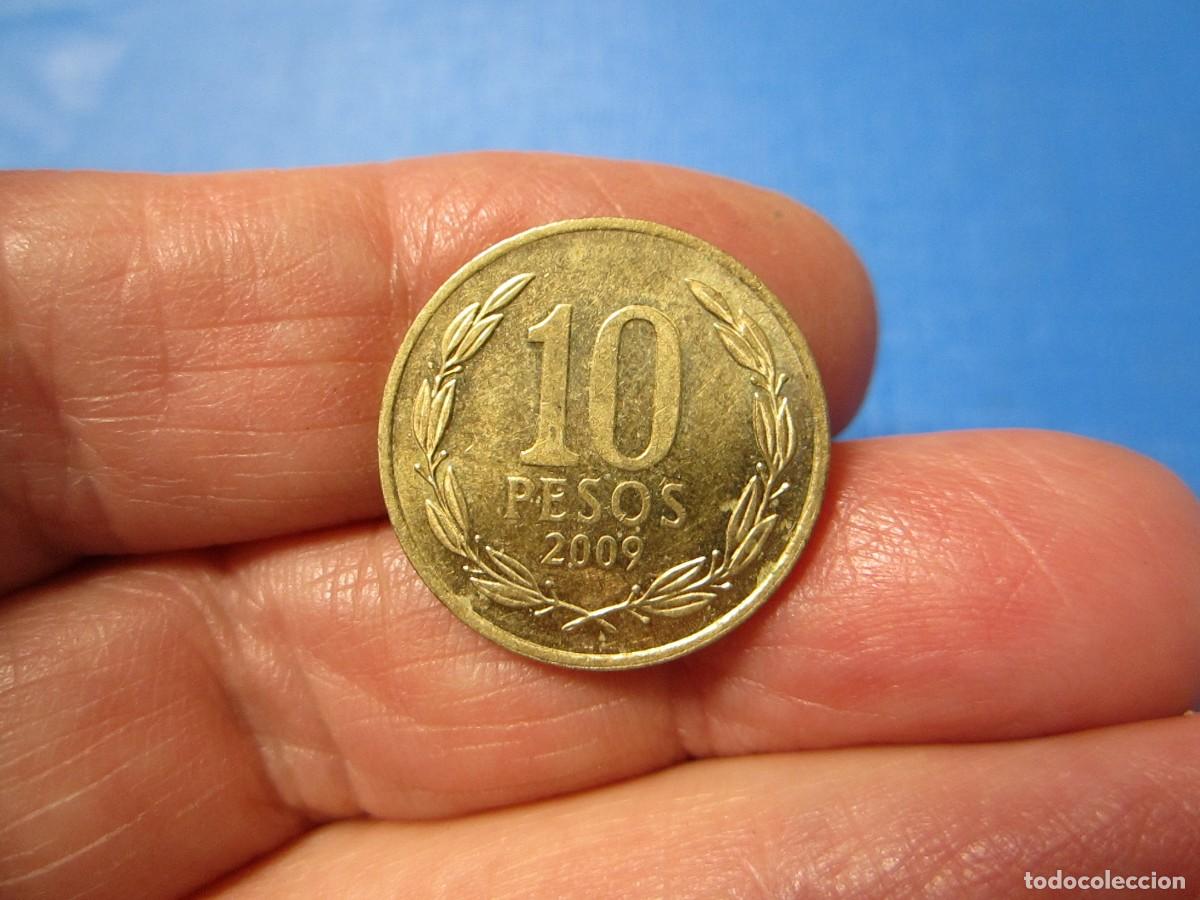 Monedas antiguas de Am&eacute;rica: MONEDA DE CHILE DE 10 PESOS DE 2005 - Foto 2