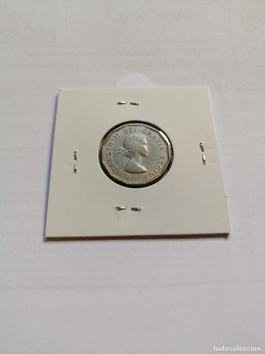 Monedas antiguas de Am&eacute;rica: Canad&aacute; 5 Cents 1961 - Foto 2