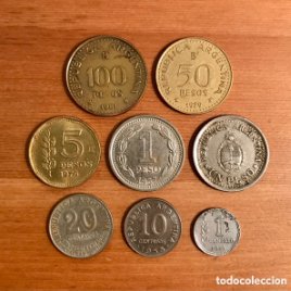 Lote de 8 monedas de Argentina.