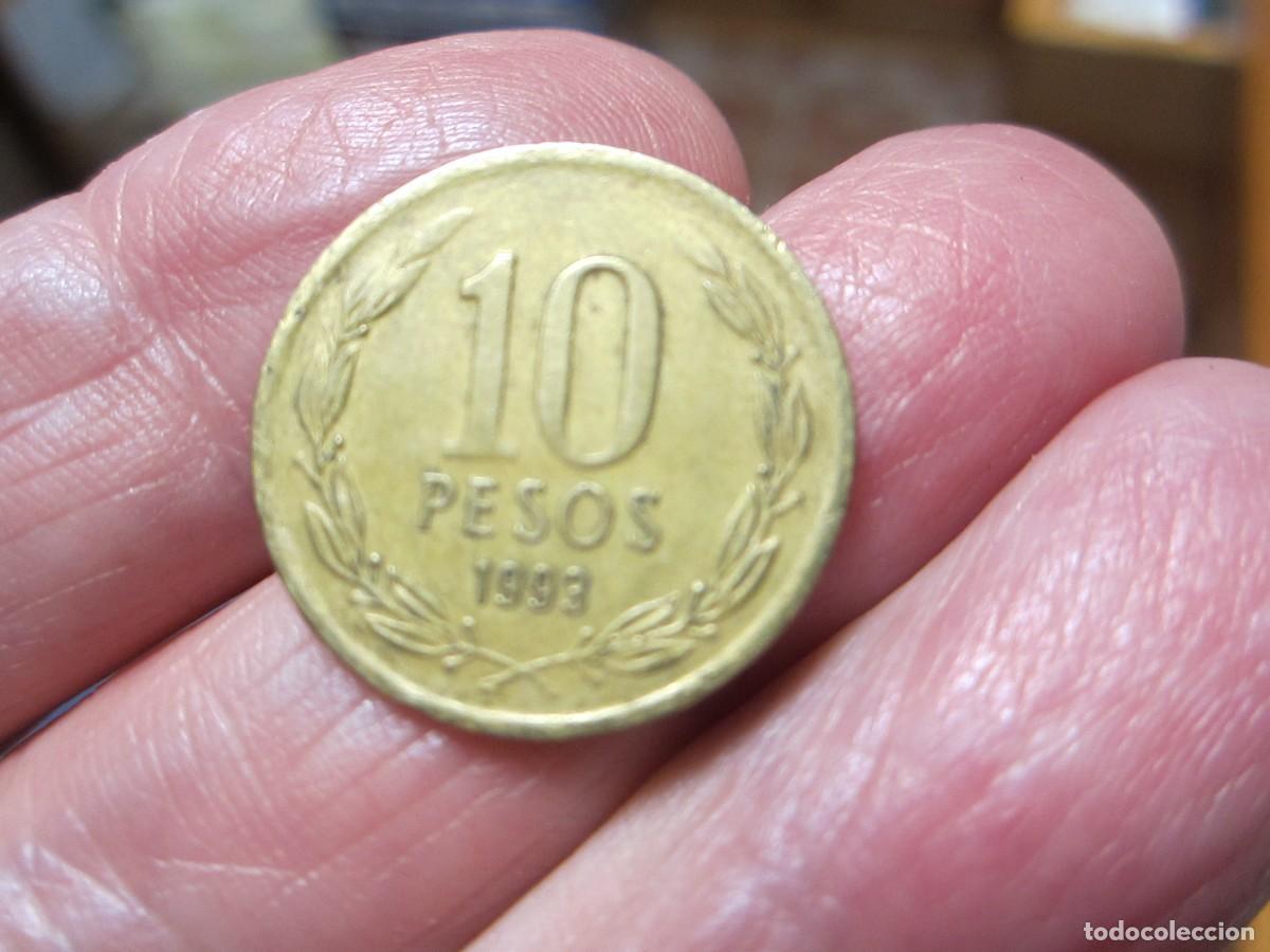 Monedas antiguas de Am&eacute;rica: MONEDA DE CHILE DE 10 PESOS DE 1993 - Foto 2