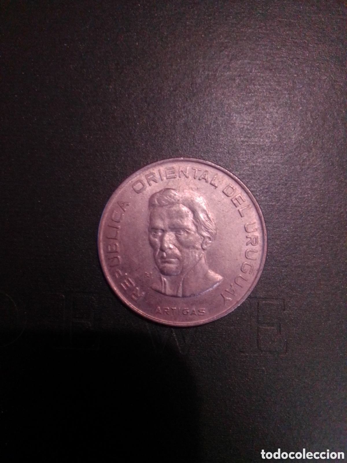 Monedas antiguas de Am&eacute;rica: 100 pesos 1973 Uruguay - Foto 1