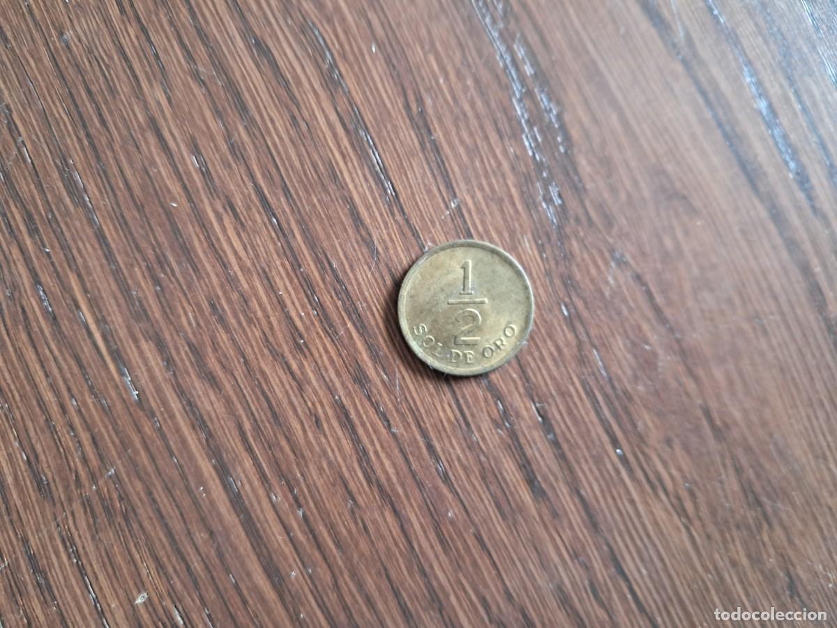 Monedas antiguas de Am&eacute;rica: moneda de Per&uacute;, 1/2 sol de oro, a&ntilde;o 1976. - Foto 2