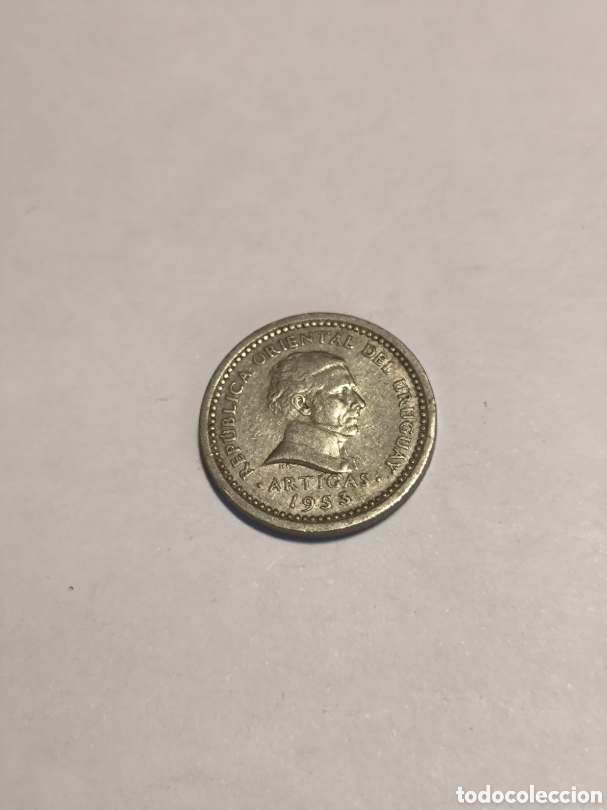 Monedas antiguas de Am&eacute;rica: 2 Cent&eacute;simos Uruguay 1953 - Foto 2