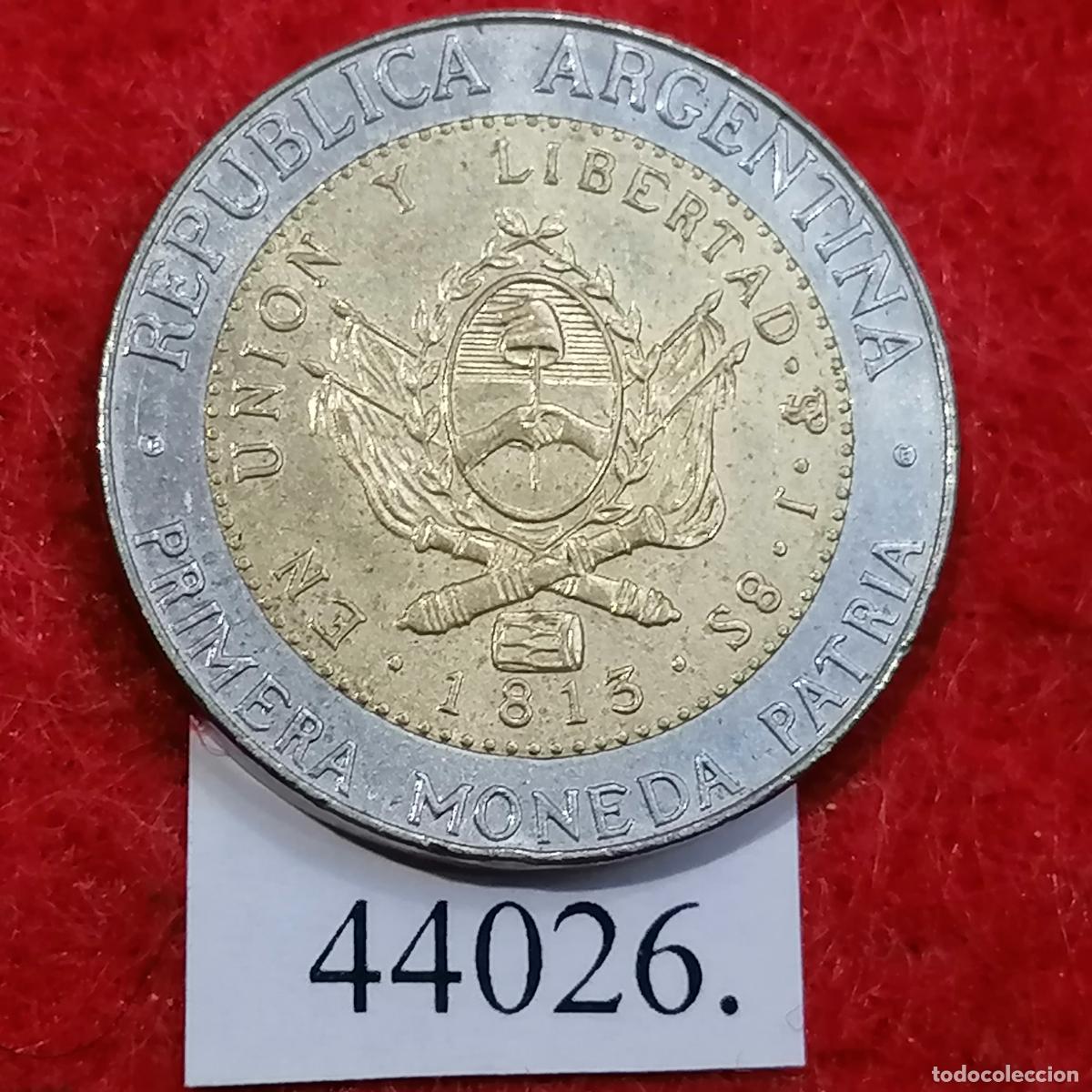 Monnaies anciennes d'Am&eacute;rique: Argentina 1 peso 2010, bimet&aacute;lica, primera moneda patria