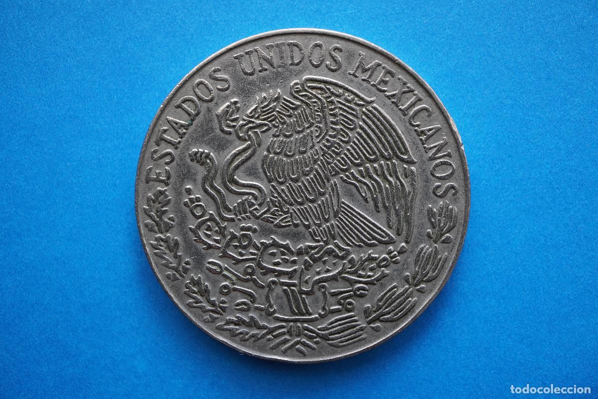Monedas antiguas de Am&eacute;rica: Moneda de 5 pesos de M&eacute;xico de 1977 - Foto 3