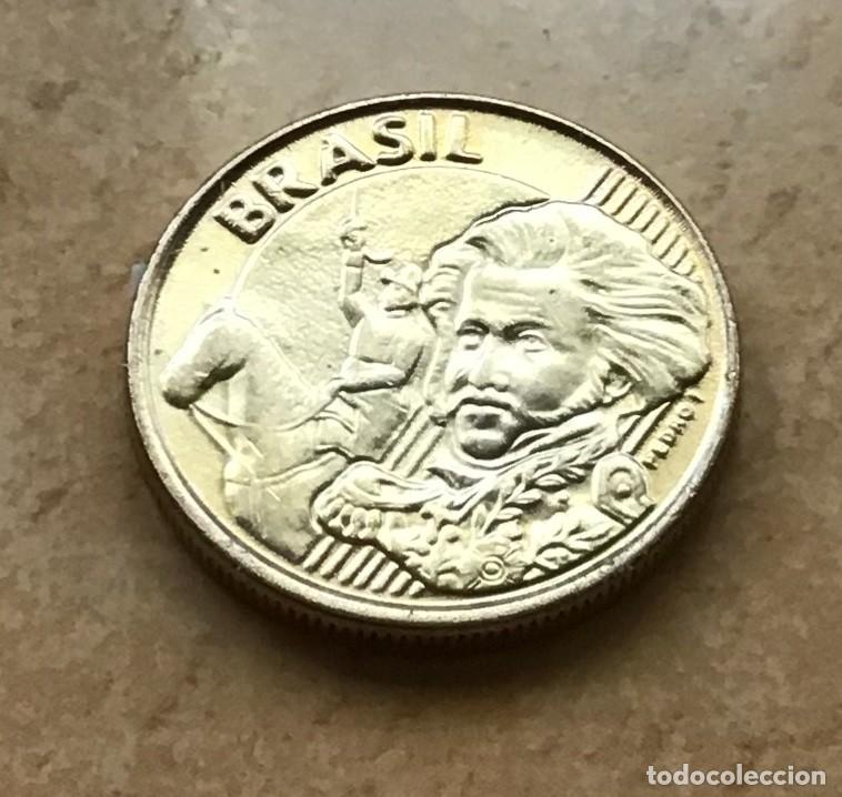 Monedas antiguas de Am&eacute;rica: 10 centavos de Brasil. A&ntilde;o 2013 - Foto 2