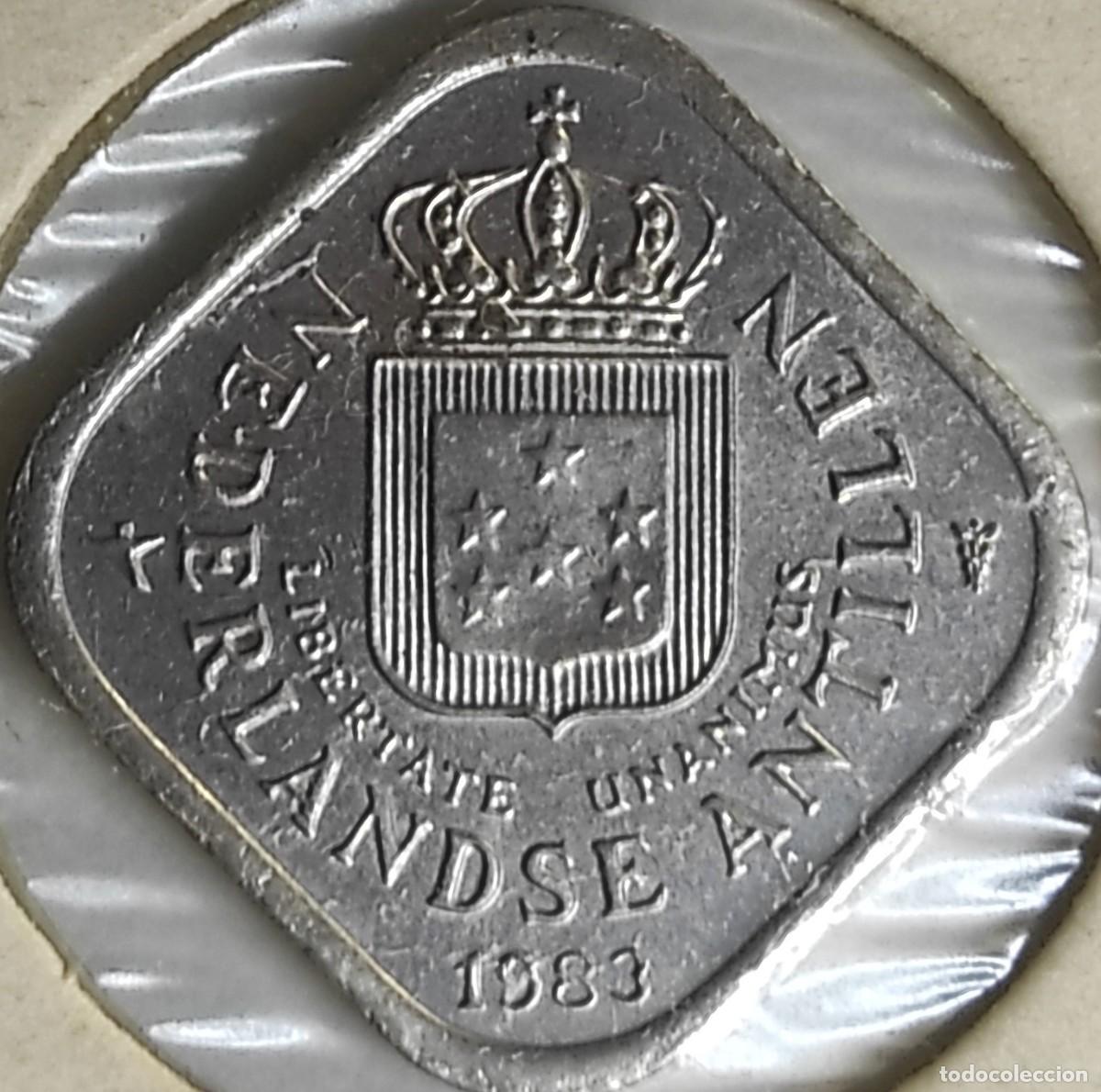 Monnaies anciennes d'Am&eacute;rique: ANTILLAS DE LOS PAISES BAJOS (1980-2013) - 5 CENTAVOS 1983 - REINA BEATRIX - B - 4,50 GR. COBRE-NIC
