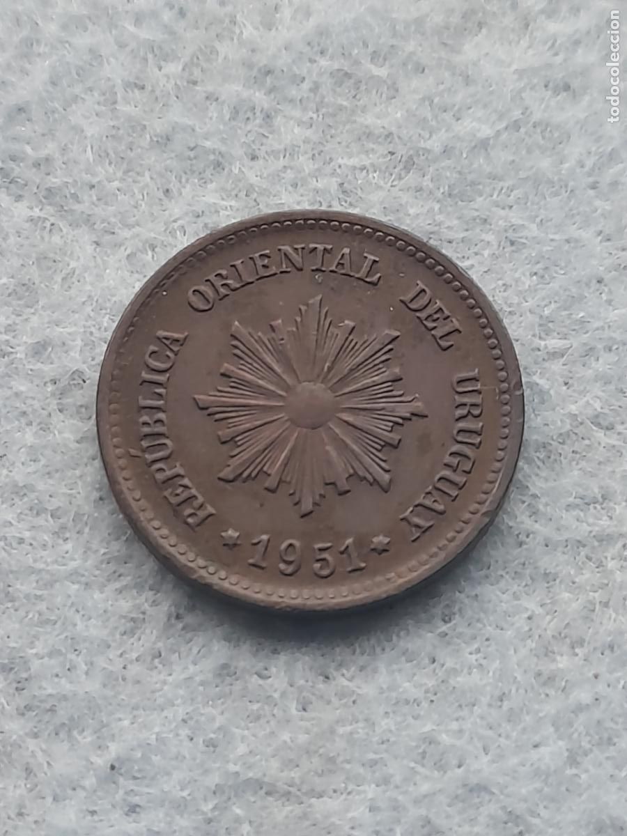 Monedas antiguas de Am&eacute;rica: Uruguay. 2 Cent&eacute;simos. A&ntilde;o 1951. - Foto 2