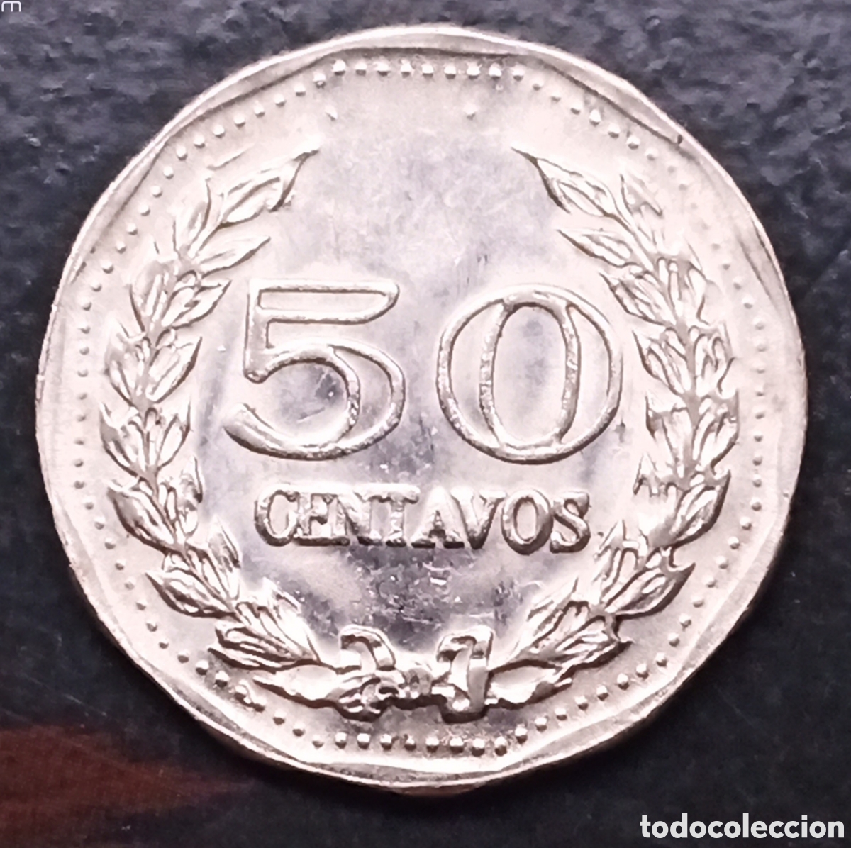 Monedas antiguas de Am&eacute;rica: Colombia - 50 Centavos 1977 - Bc - Foto 2