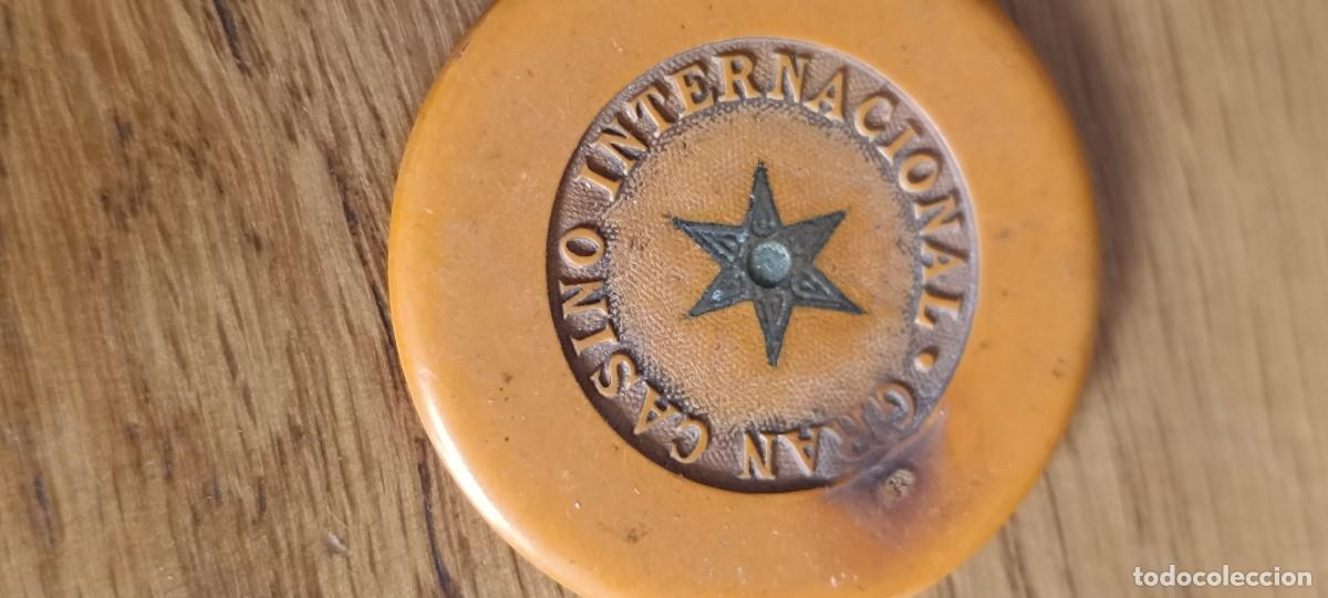 Monnaies anciennes d'Am&eacute;rique: ANTIGUA MONEDA DE PLASTICO DE GRAN CASINO INTERNACIONAL DE BRASIL O PORTUGAL, 4.000 REIS