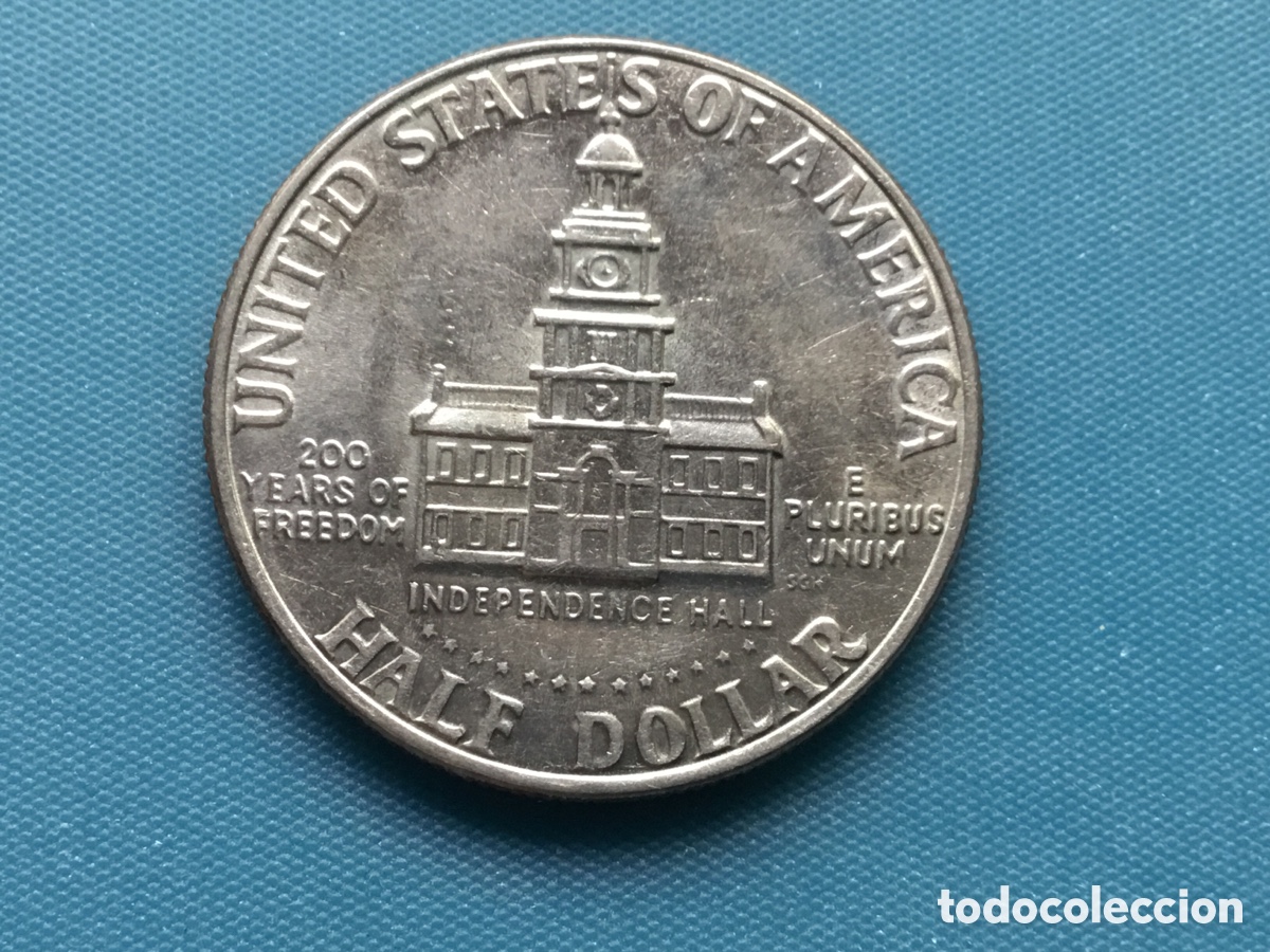 Monedas antiguas de Am&eacute;rica: 39 (EEUU,,1/2 Dolar 1776-1976 en estado conservaci&oacute;n Muy buena
