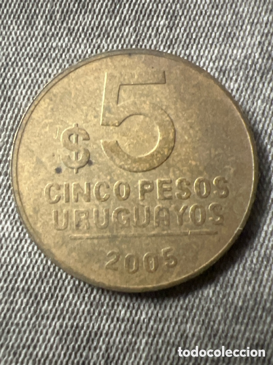 Monedas antiguas de Am&eacute;rica: X163. MONEDA - URUGUAY 5 PESOS 2005