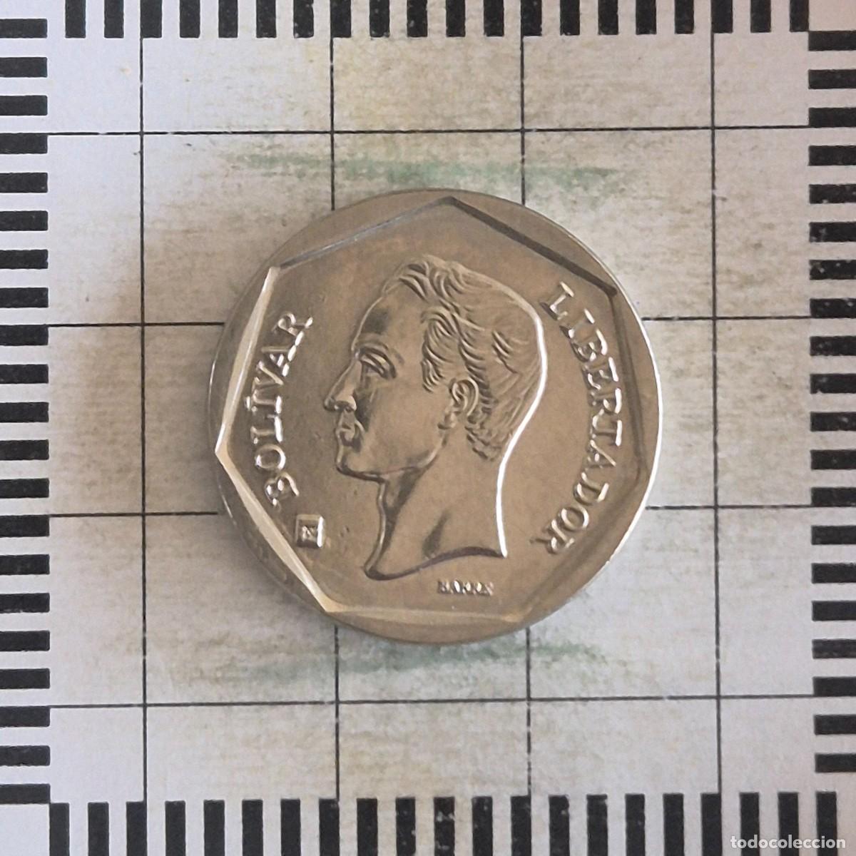Monedas antiguas de Am&eacute;rica: 50 BOL&Iacute;VARES, VENEZUELA. 2002. (Y#82.2).