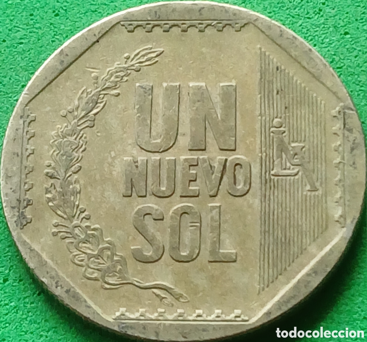 Monedas antiguas de Am&eacute;rica: Per&uacute; un nuevo sol 2008 km#308.4