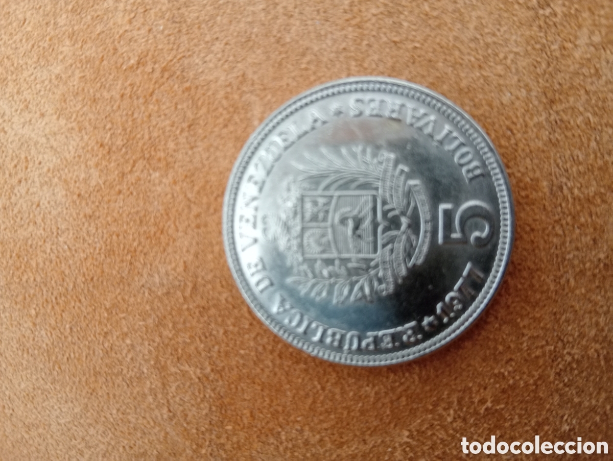 Monedas antiguas de Am&eacute;rica: El fuerte 5 Bol&iacute;vares de plata serie Barre 1877
