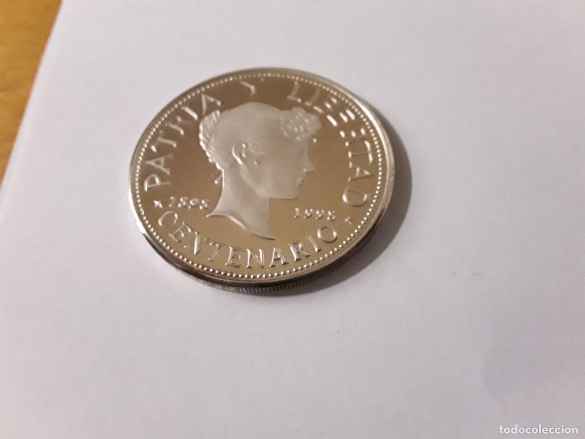 Old Coins of America: CUBA - MUY RARA PATRIA Y LIBERTAD CONMEMORACION PRIMERA MONEDA 1 PESO 1898-1998.. 31,00 GR.