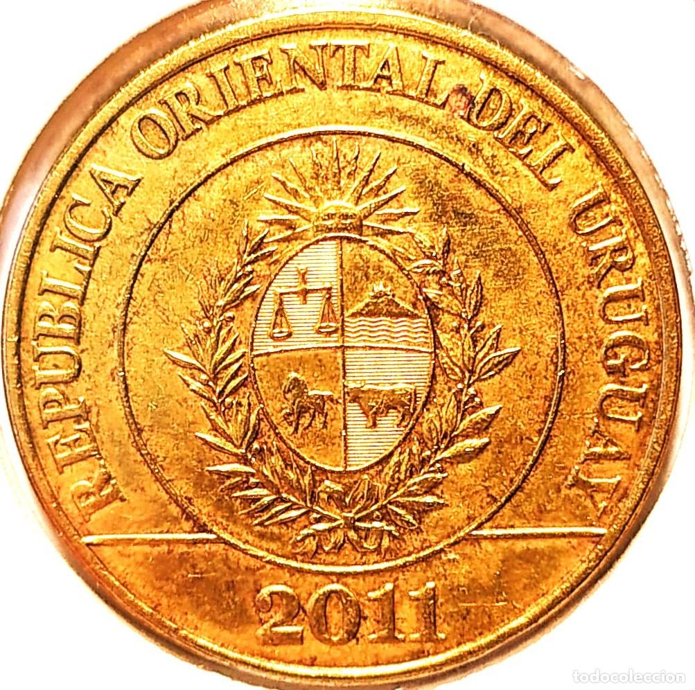 Monedas antiguas de Am&eacute;rica: URUGUAY (1994-) - 5 PESOS 2011 (&Ntilde;ANDU) - PESO URUGUAYO - A - 6,40 GR. ACERO BRONCEADO