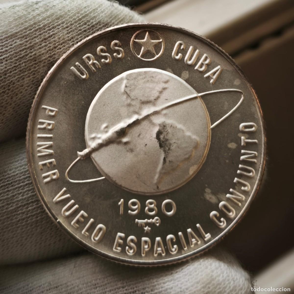 Monedas antiguas de Am&eacute;rica: Cuba 10 Pesos Primer vuelo espacial conjunto 1980 Km 50 Plata