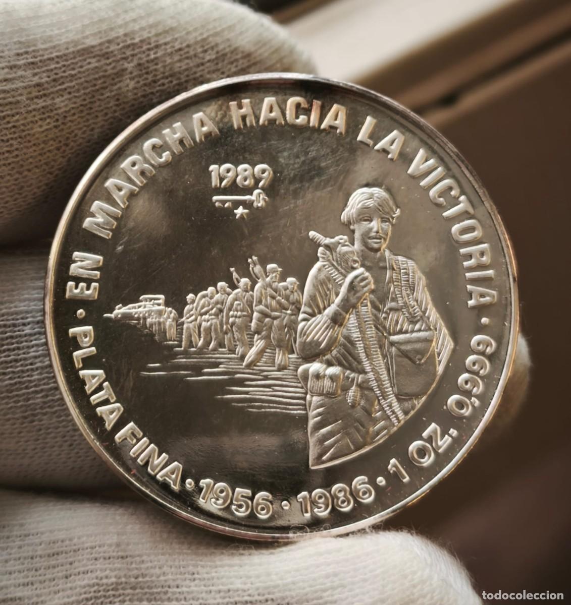Alte M&uuml;nzen aus Amerika: Cuba 10 Pesos Marcha hacia la victoria 1989 Km 164 Plata
