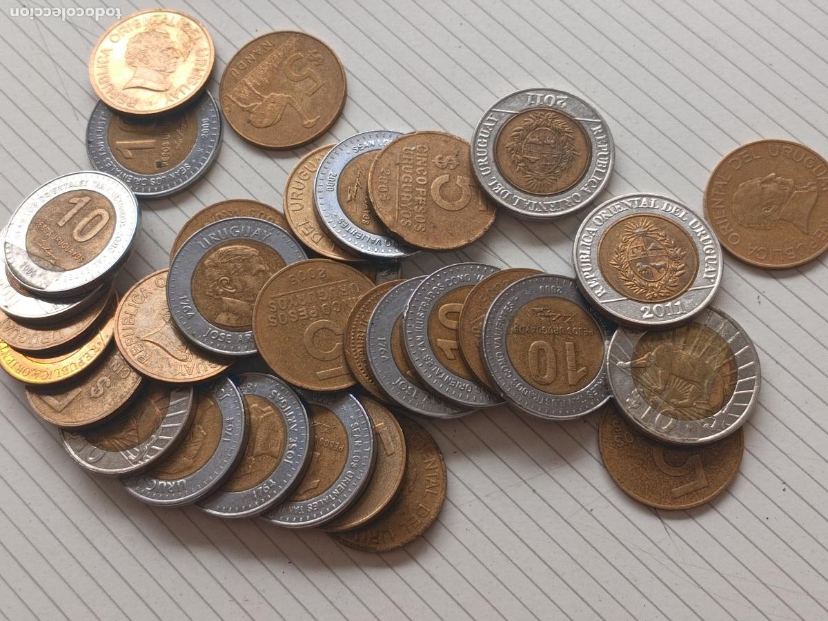 Monedas antiguas de Am&eacute;rica: Uruguay: 240 pesos en monedas