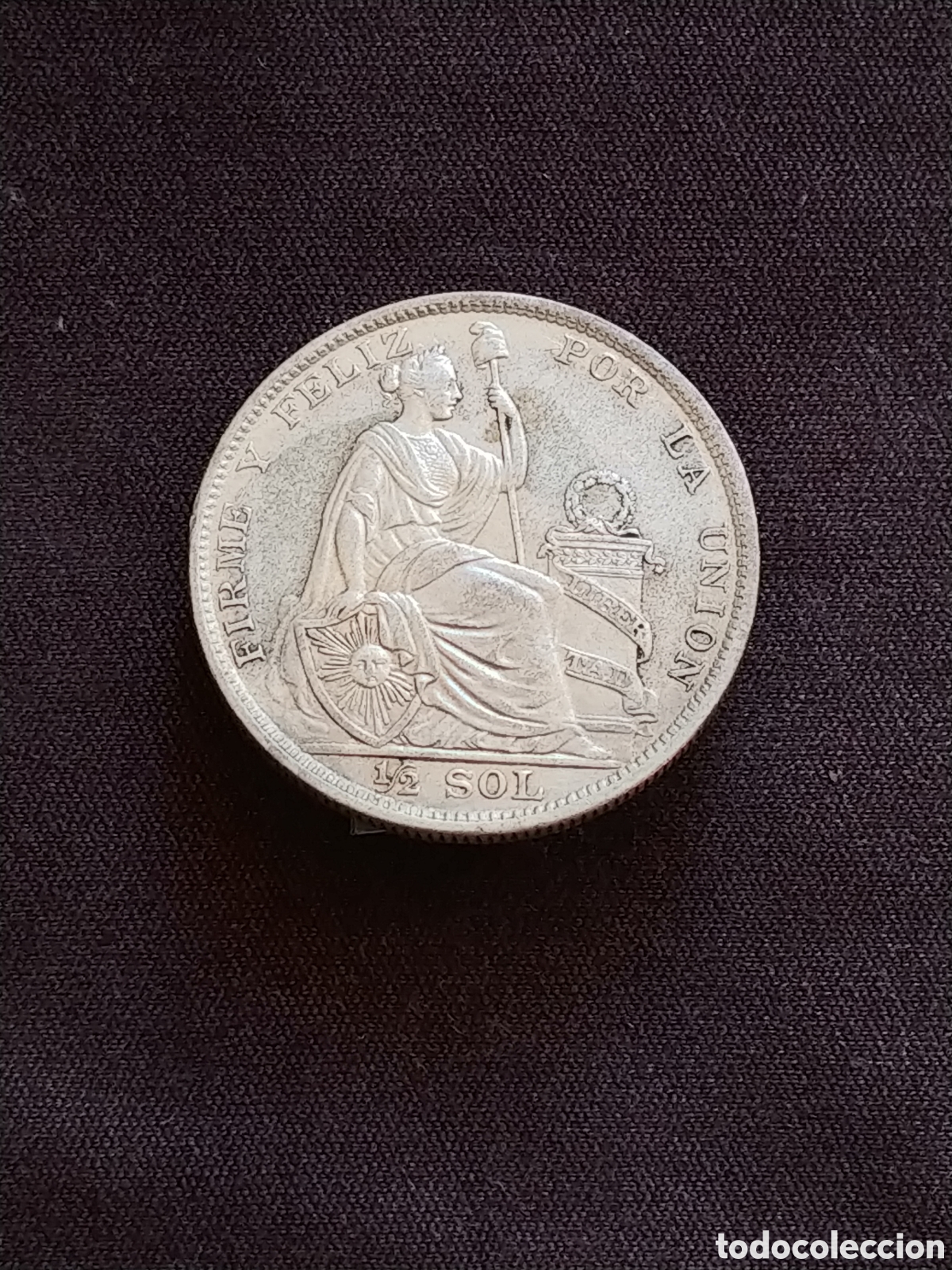 Monedas antiguas de Am&eacute;rica: Per&uacute;, 1/2 Sol 1923, plata .500 mls.