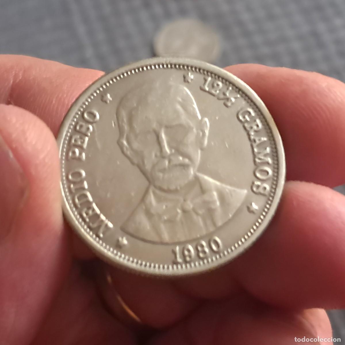 Monedas antiguas de Am&eacute;rica: MONEDA DE REPUBLICA DOMINICANA &frac12; medio Peso 1980 F, KM# 52.