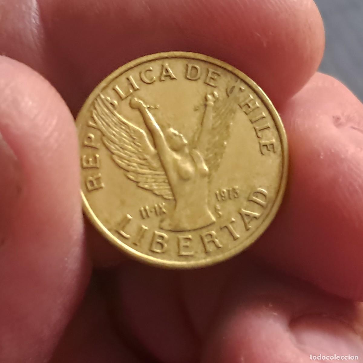Monedas antiguas de Am&eacute;rica: MONEDA DE CHILE 10 PESOS 1981 So VF, KM# 218.1.