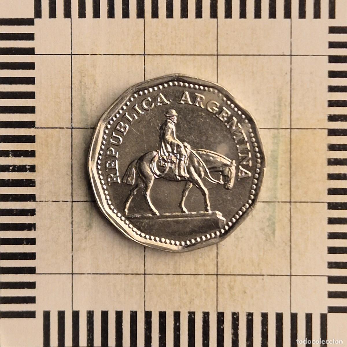 Monedas antiguas de Am&eacute;rica: 10 PESOS, ARGENTINA. 1967. (KM#60).