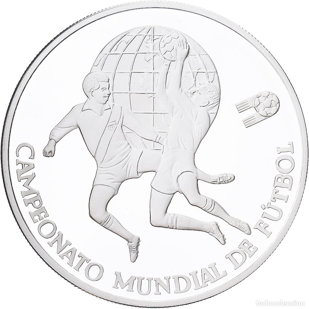Monedas antiguas de Am&eacute;rica: [#1215117] Per&uacute;, 5000 Soles, Campeonato Mundial de Futbol, 1982, Lima, Plata, SC+