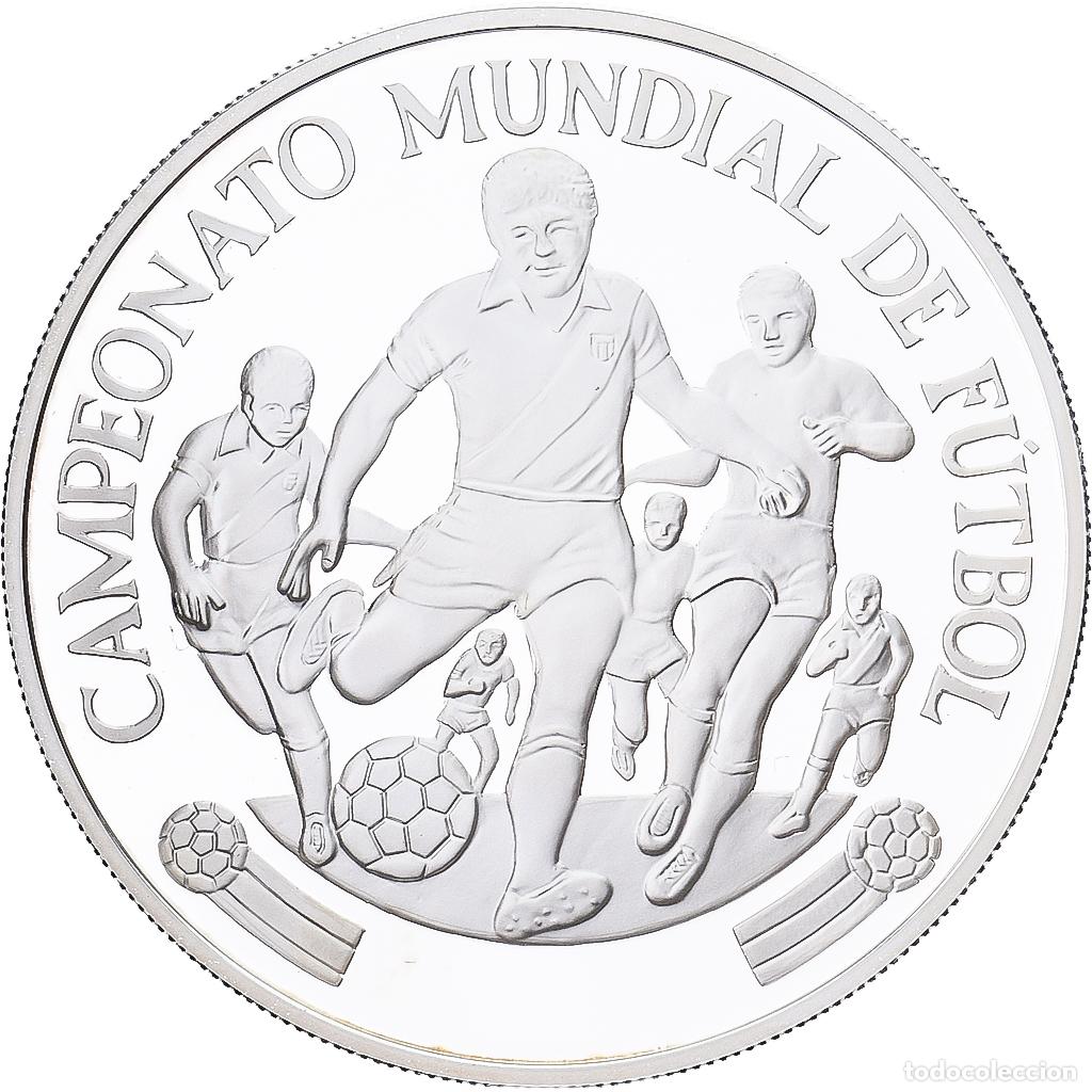 Monedas antiguas de Am&eacute;rica: [#1215118] Per&uacute;, 5000 Soles, Campeonato Mundial de Futbol, 1982, Lima, Plata, SC+